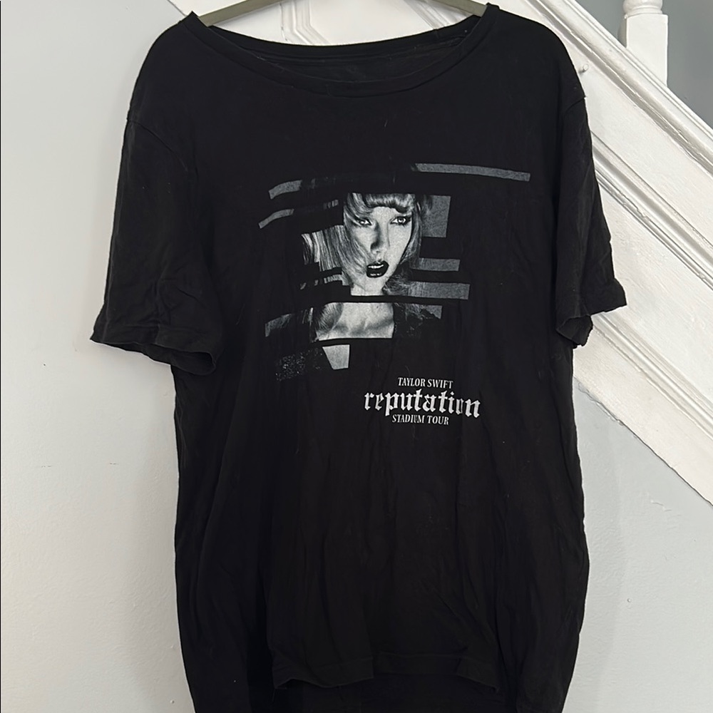 Taylor Swift reputation Stadium Tour T-Shirt